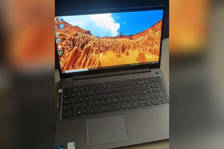 Laptop Lenovo layar 15 inci siap sewa - Nusa Rental